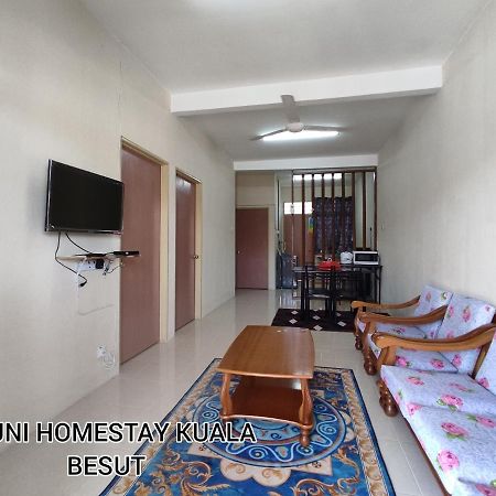 Ayuni Homestay Kuala Besut Terengganu 외부 사진