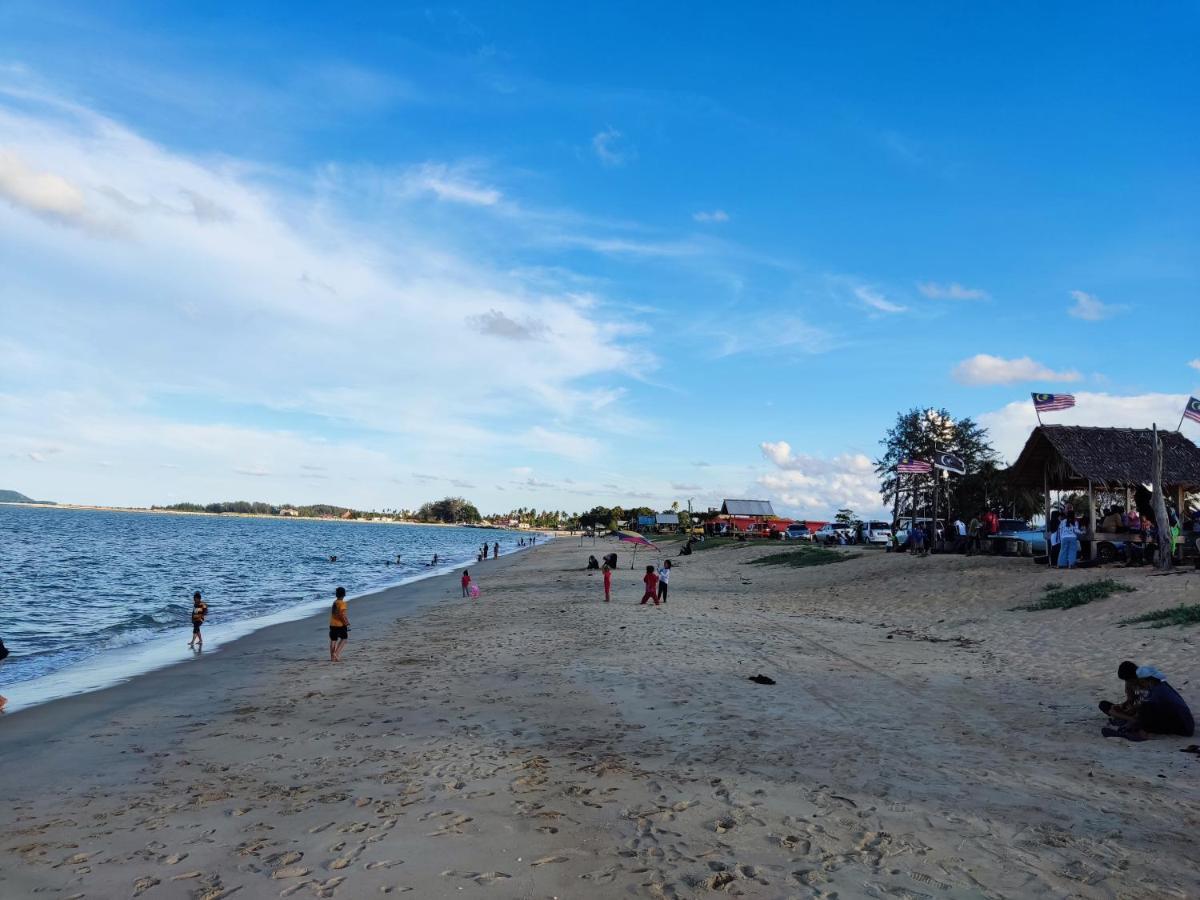 Ayuni Homestay Kuala Besut Terengganu 외부 사진